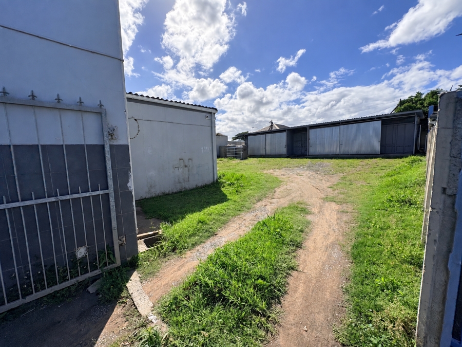 Commercial Property for Sale in Vincent Eastern Cape